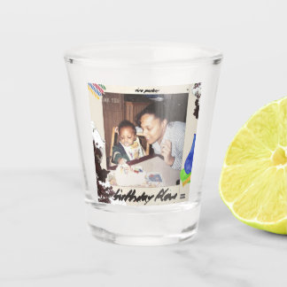 Verre d'écoulement d'anniversaire