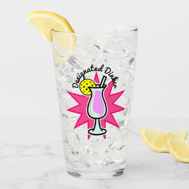 Verre Dinker désigné - Cocktail rose avec Pickleball (Devant glace)