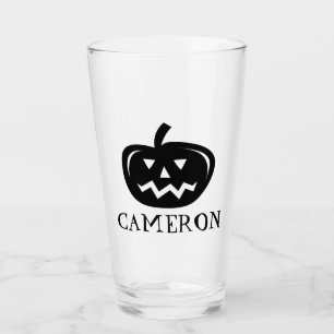 Verre Fête d'Halloween personnalisée en train de boire