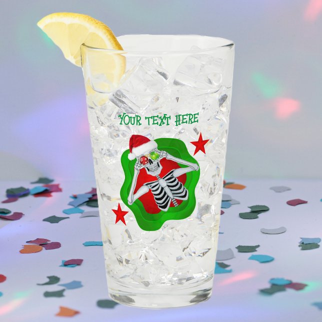 Verre Goofy Christmas Skeleton Ornament Eyes in Splatter (Silly skeleton ornament eyes splatter shape red stars on Merry Christmas glass drink tumbler.)