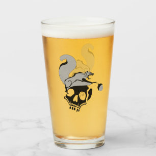 Verre L'écureuil mort gris qui a faim
