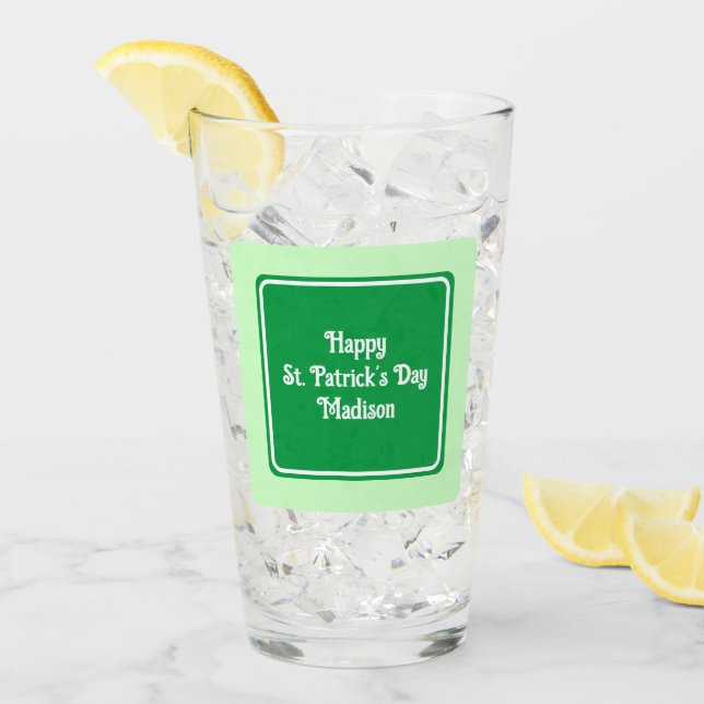 Verre léger vert clair mignon pour la Saint-Patric (Devant glace)