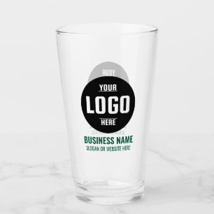 Verre Logo et texte personnalisés 16oz Vert Bière person