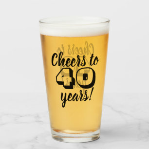 Verre quarantième Acclamations d'anniversaire à 40 ans