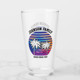 Verre Réunion de famille à la plage Croisière personnali