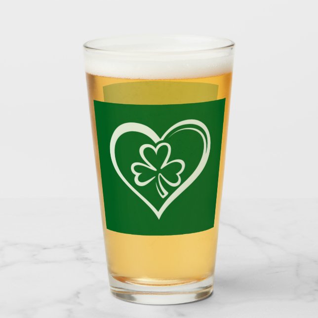 Verre Saint Patrick's Day Drôle Shamrock Coeur irlandais (Devant (rempli))