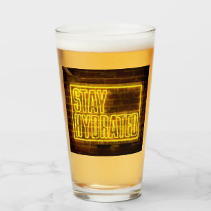 Verre Signe jaune néon hydraté