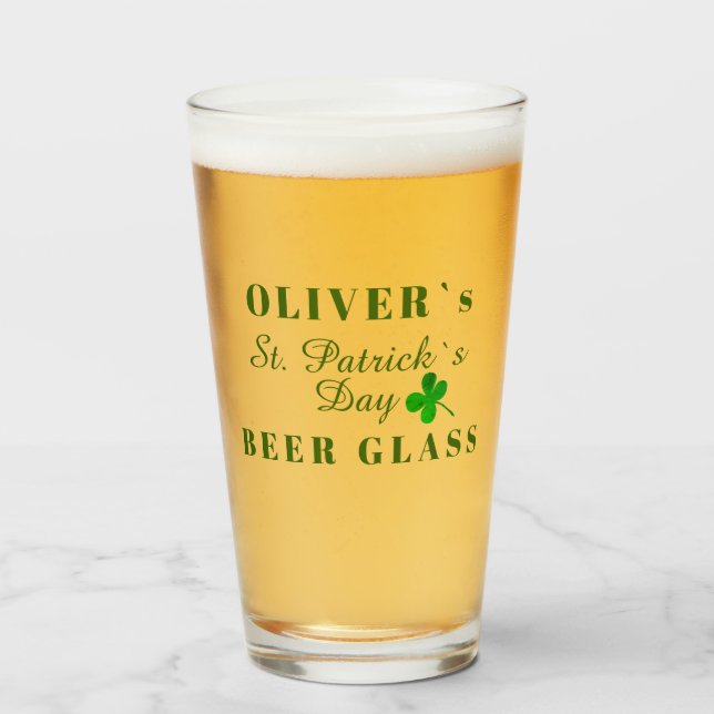 Verre St Patrick`s day Nom Bière (Devant (rempli))