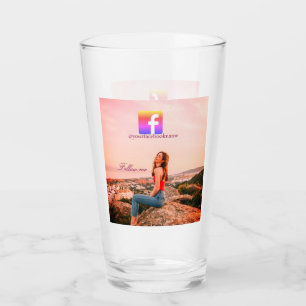 Verre suivez-nous nom d'utilisateur facebook médias soci