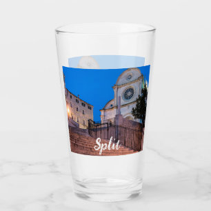 Verre Vue nocturne d'escaliers et d'église à Split, Croa