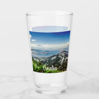 Vue sur la mer depuis les montagnes