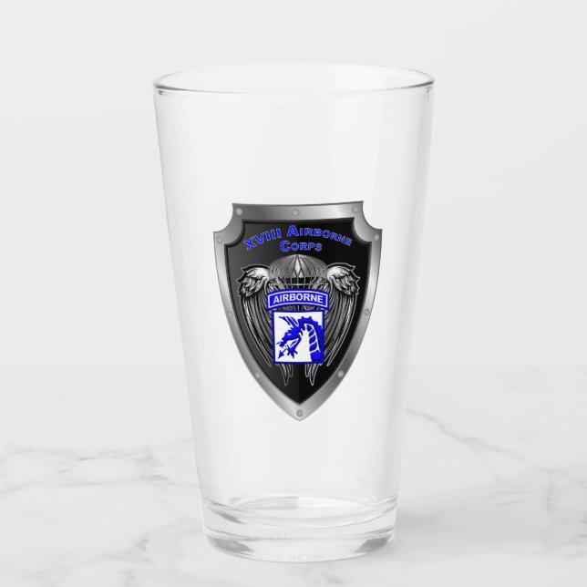 Verre XVIIIe corps aéroporté (Devant)