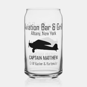 Verres de bière de bar et grill de l'aviation