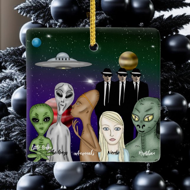 Verschiedene Alien Arten, UFO, Planeten Personalis Keramikornament (Von Creator hochgeladen)
