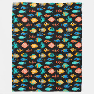 Verschiedene bunte tropische Fischmuster Fleecedecke