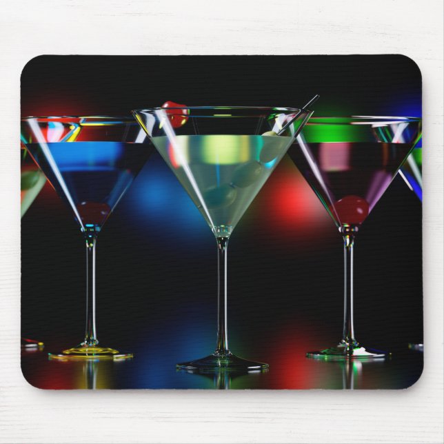 Verschiedene Cocktails in Martini Brillen mit Lich Mousepad (Vorne)