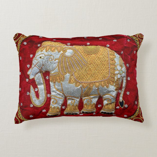 Verschönertes indischer Elefant-Rot und Gold Dekokissen (Vorderseite)