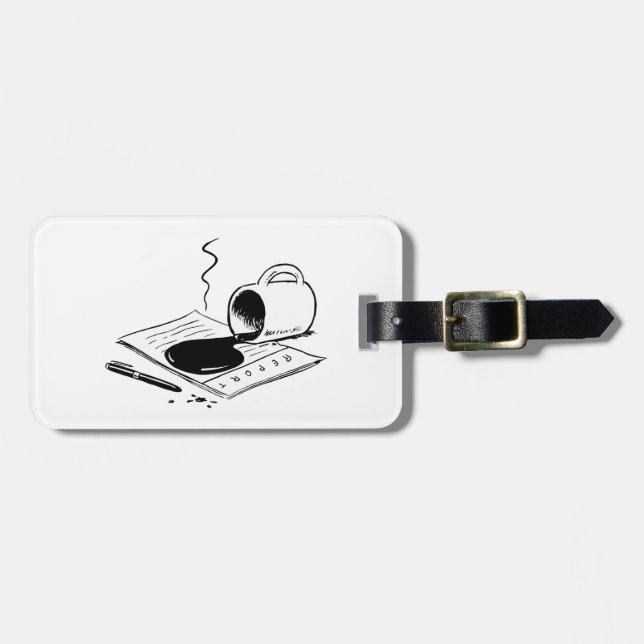 Verschütteter Kaffee auf Bericht Lustiger Bürounfa Gepäckanhänger (Vorderseite horizontal)