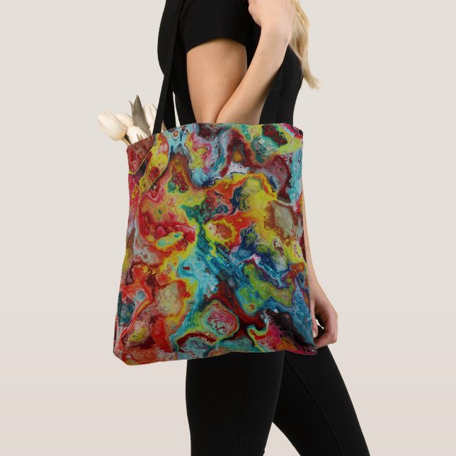 Verschüttetes farbiges Marmor Tasche (Von Nahem)