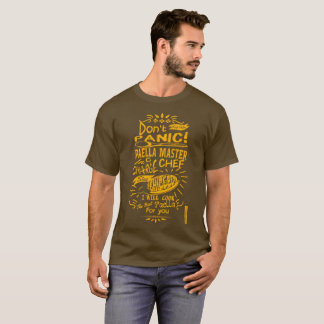 Versetzen nicht der verantwortliche Paella-Koch in T-Shirt