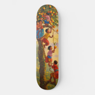 Verspielte nepalesische Kinder stehlen Früchte: Sk Skateboard