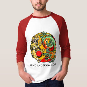 Verstand und Körper ist einer T-Shirt