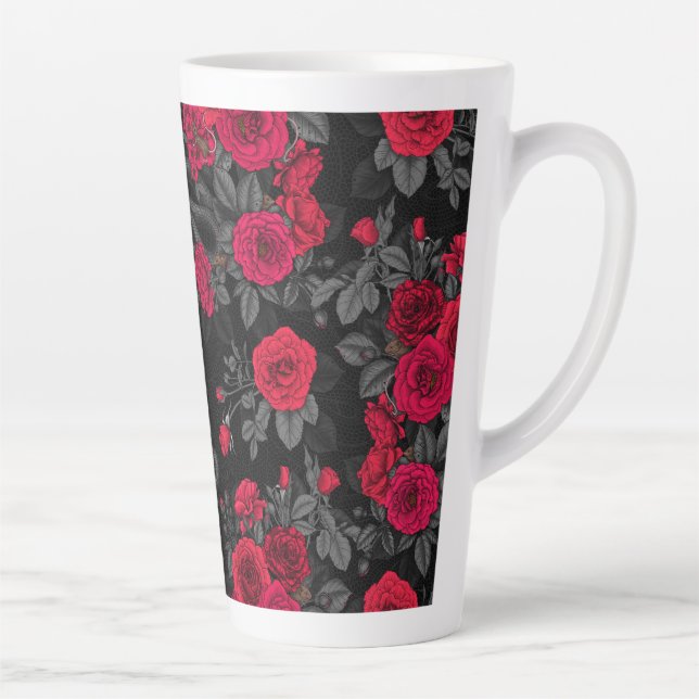 versteckt in den Rose Milchtasse (Rechts)