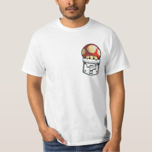 Versteckter Pilz in Tasche T-Shirt