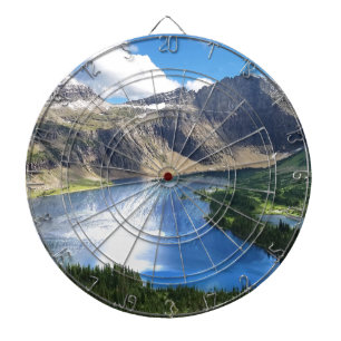 Versteckter See im Glacier Nationalpark Dartscheibe