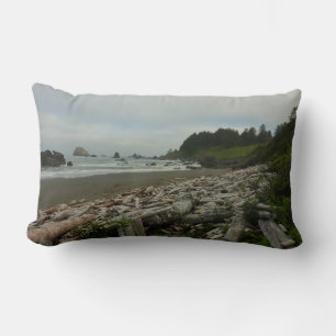Versteckter Strand I im Redwood-Nationalpark Lendenkissen