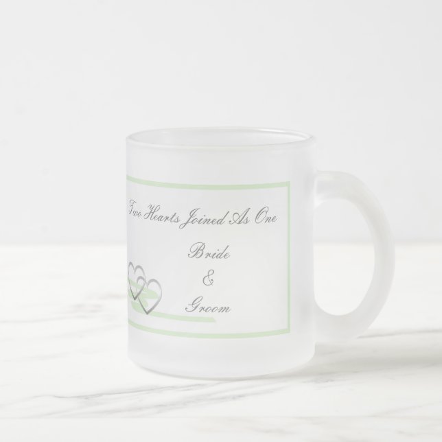 Vert de tasse de deux coeurs (Droit)