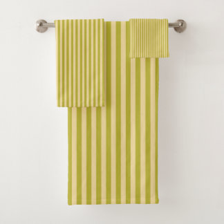 Vert jaunâtre et crème à la beurre