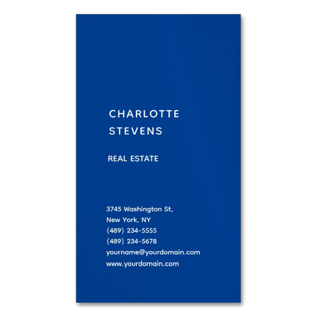 Vertikal Blau Trendy Minimalistisch Elegant Einfac Magnetische Visitenkarte (Vorderseite Vertikal)