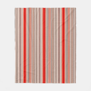vertikal gestreiftes Muster in orange und Fleecedecke