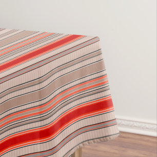 vertikal gestreiftes Muster in orange und Tischdecke