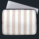 Vertikale Streifen in Beige und Weiß gestreift Laptopschutzhülle<br><div class="desc">Vertikale Streifen - beige und weiße Streifen.</div>