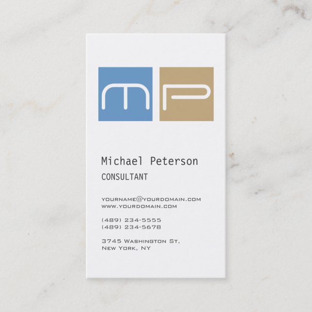 Vertikale White Blue Beige Monogram Business Card Visitenkarte (Vorderseite)