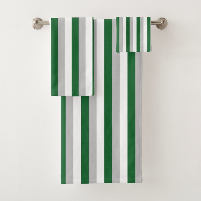 Vertikales Forest Green, Silber und weiße Streifen Badhandtuch Set (Insitu)