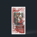 Vertikales Foto - Schnee lassen - Burgund Feiertagskarte<br><div class="desc">Passen Sie dies mit 1 vertikalem / portrait Foto,  Ihrem Familiennamen und dem aktuellen Jahr an.</div>