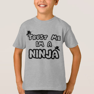 Vertrau mir, ich bin ein Ninja Sweatshirt T-Shirt