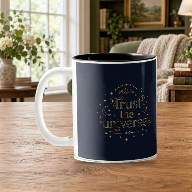 Vertraue dem Universum Celestial Tasse (Von Creator hochgeladen)