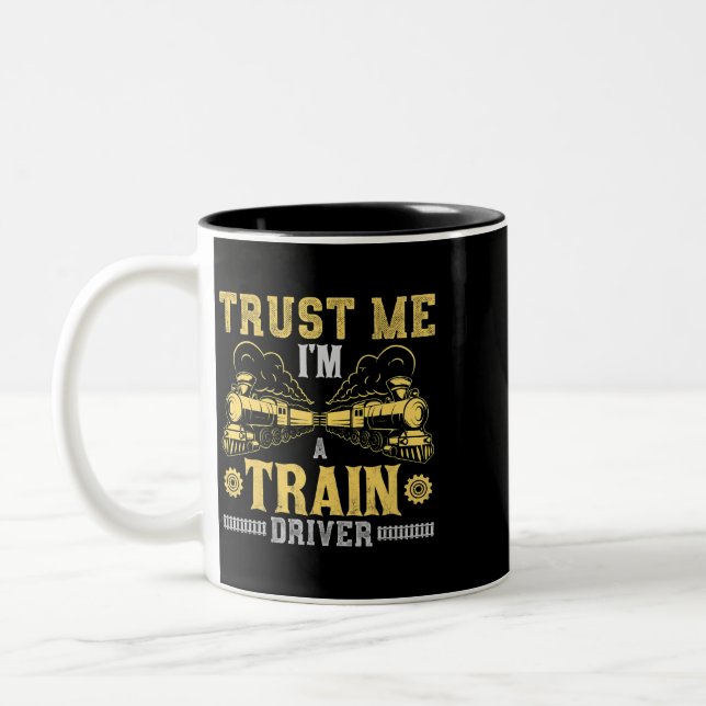 Vertraue mir im Zugführer Zweifarbige Tasse (Links)