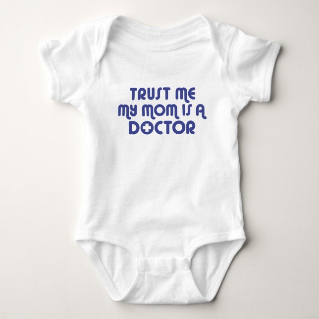 Vertraue mir Meine Mama ist Schnuller des Arztes Baby Strampler (Vorderseite)