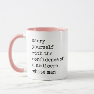 Vertrauen in ein mittelmäßiges Zitat eines weißen  Tasse
