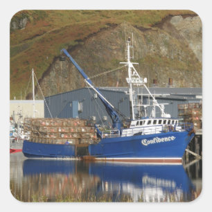 Vertrauen, Krabben-Boot im niederländischen Hafen Quadratischer Aufkleber