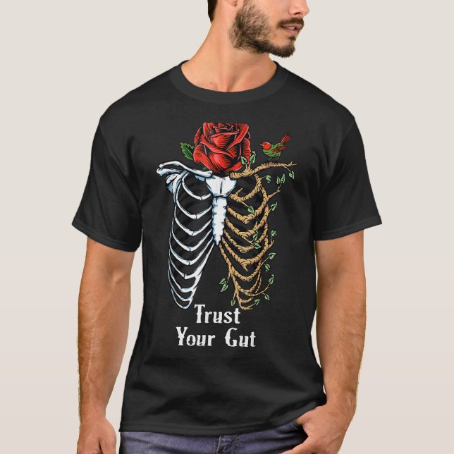 Vertrauen Sie auf die ästhetische Rote Rose Ihres  T-Shirt (Vorderseite)