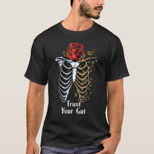Vertrauen Sie auf die ästhetische Rote Rose Ihres  T-Shirt