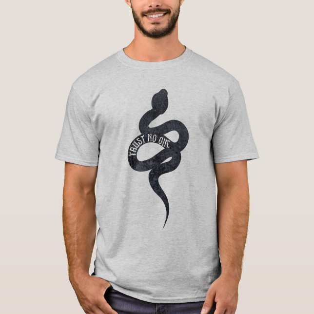 Vertrauen Sie keiner Schlange T-Shirt (Vorderseite)