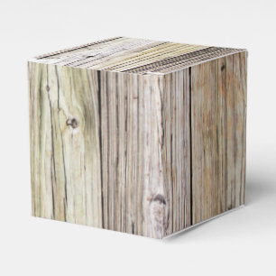 Verwitterte Holzboards mit rustikaler Patina Geschenkschachtel