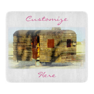 Verwitterter Sinti und Romawohnwagen Thunder_Cove Schneidebrett